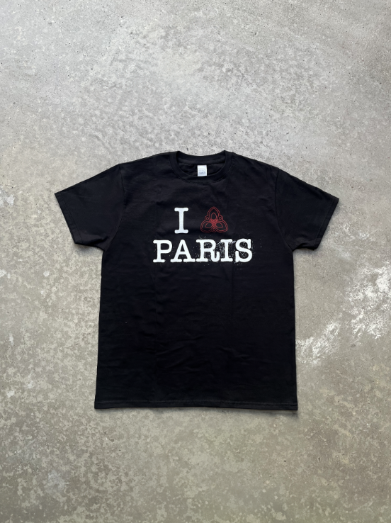 The "I Love Paris" T-shirt